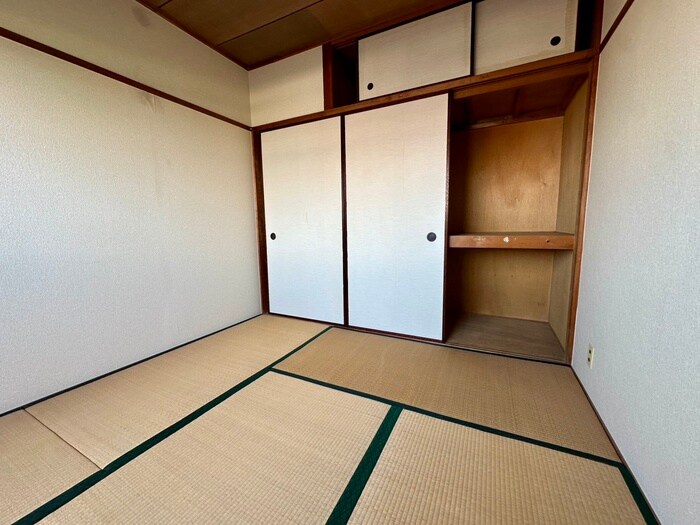 物件内観写真12　(居室)