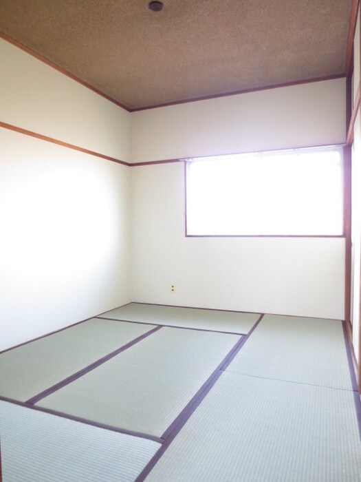 物件内観写真12　(居室)