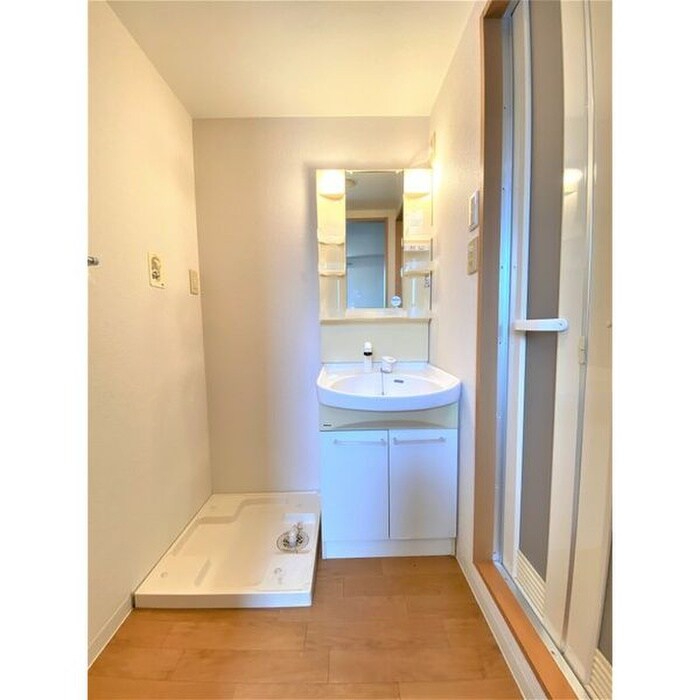 物件内観写真11　(洗面)