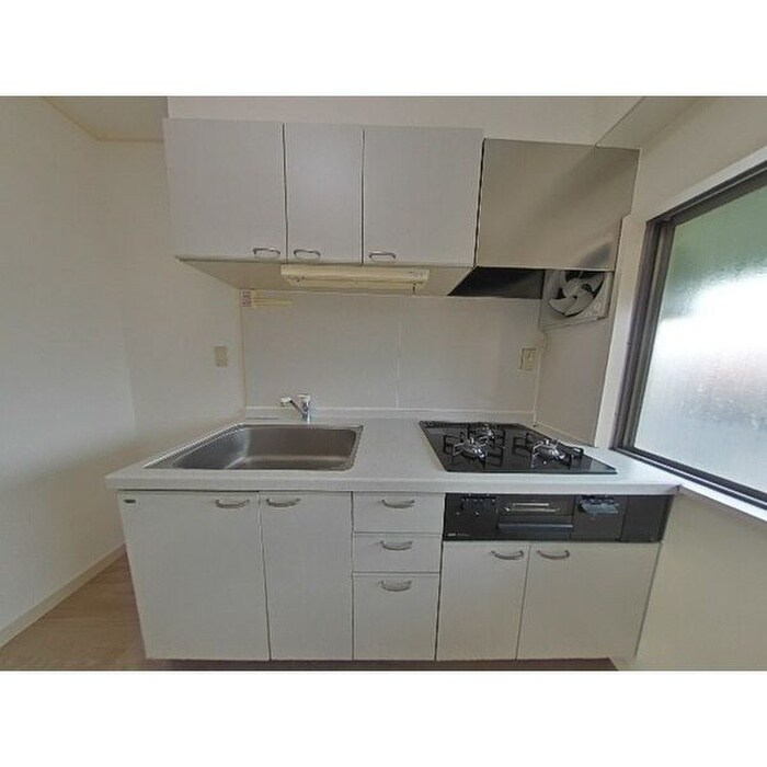 物件内観写真3　(キッチン)