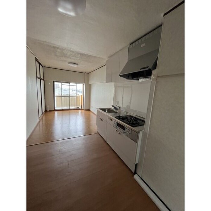 物件内観写真3　(キッチン)