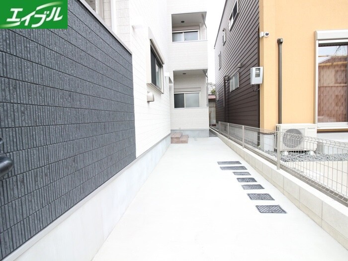 物件外観写真2　(外観写真)