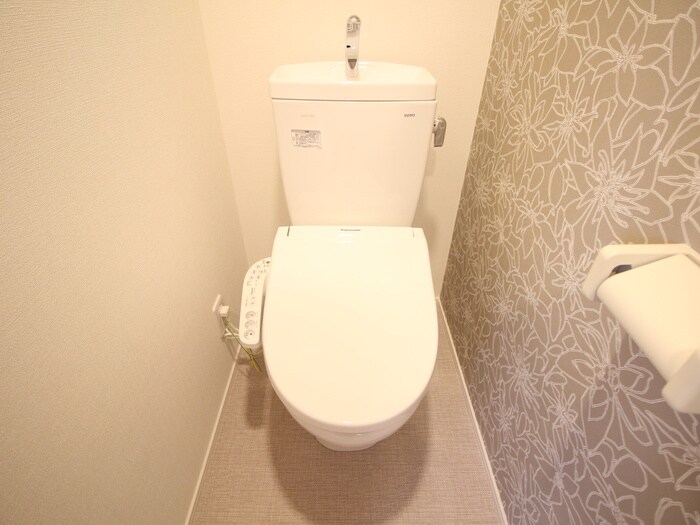 物件内観写真13　(トイレ)