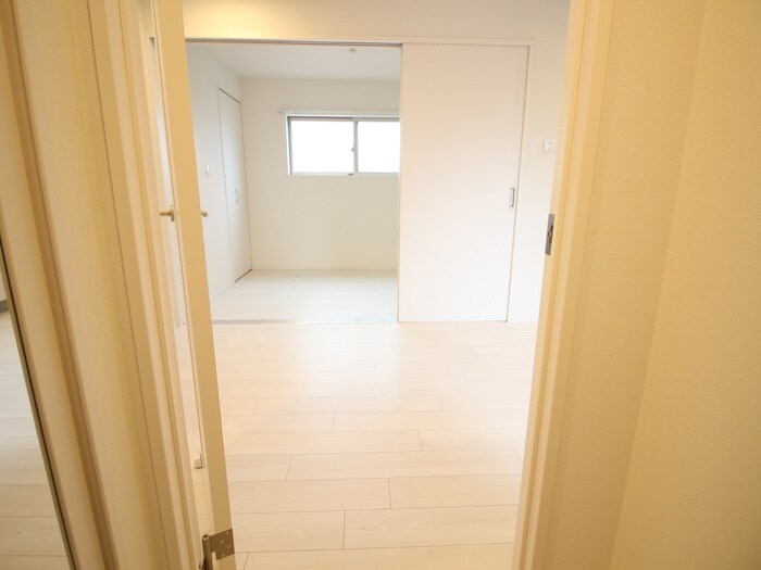 物件内観写真17　(廊下)