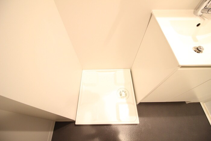 物件内観写真11　(洗濯機置場)