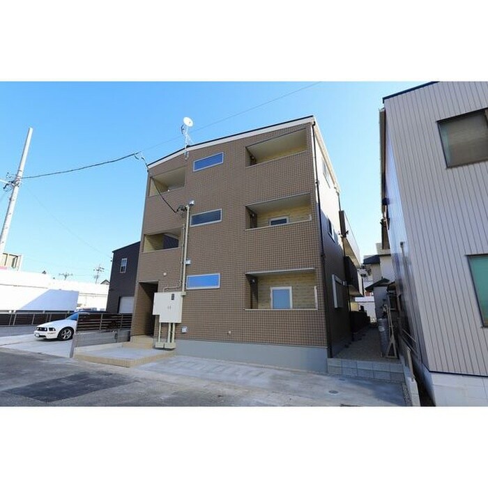 物件外観写真2　(外観写真)