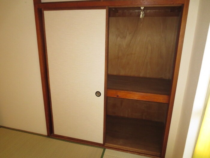 物件内観写真11　(収納)