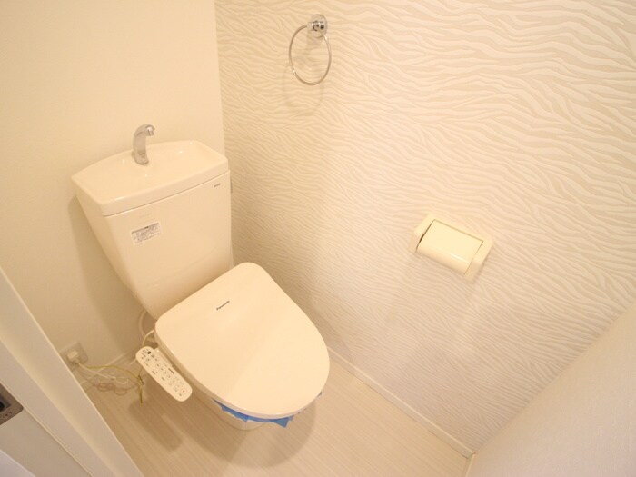 物件内観写真16　(トイレ)