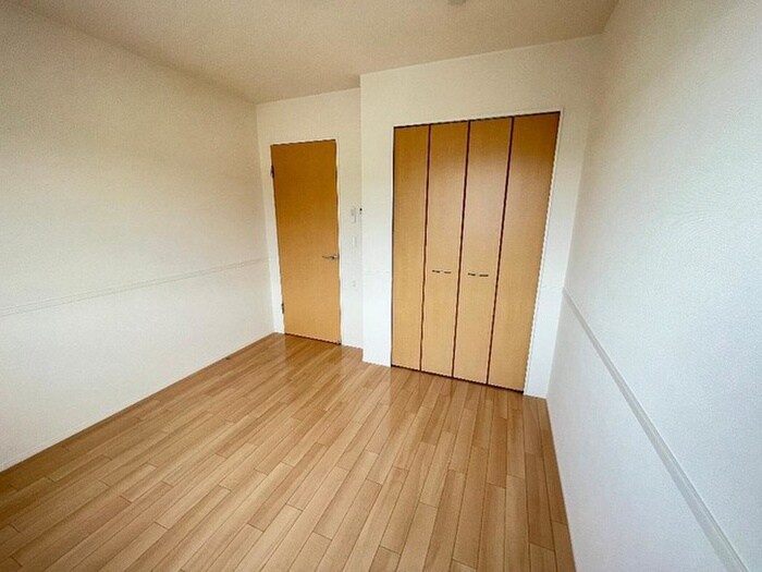 物件内観写真13　(居室)