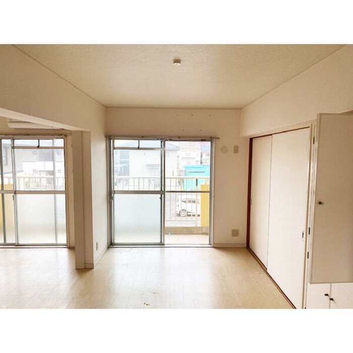 物件内観写真5　(居室)