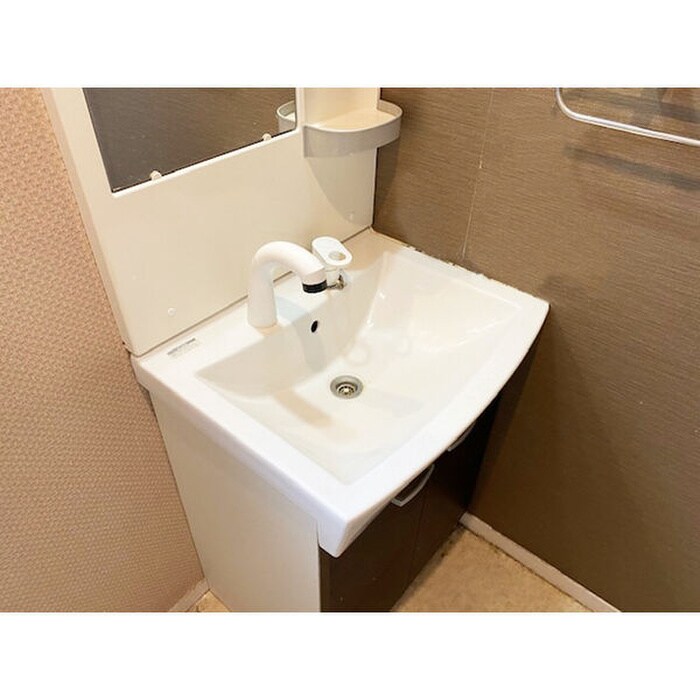 物件内観写真11　(洗面)