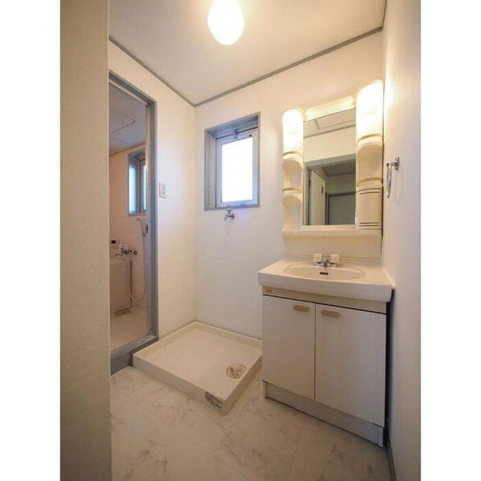 物件内観写真11　(洗面)