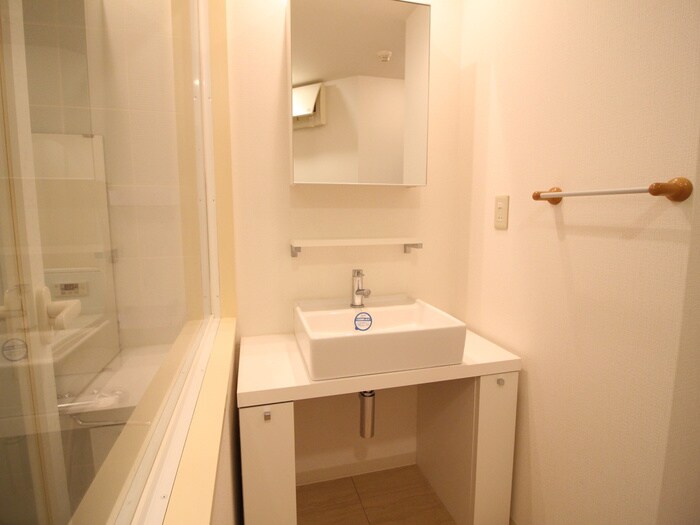 物件内観写真9　(洗面)