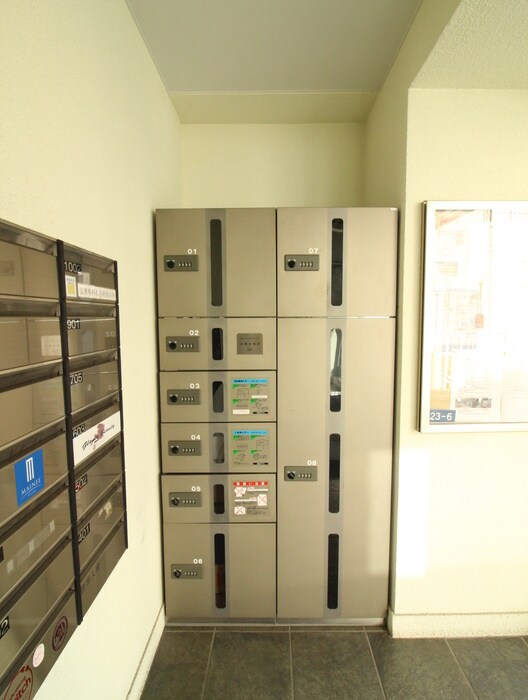 物件外観写真6　(建物設備)