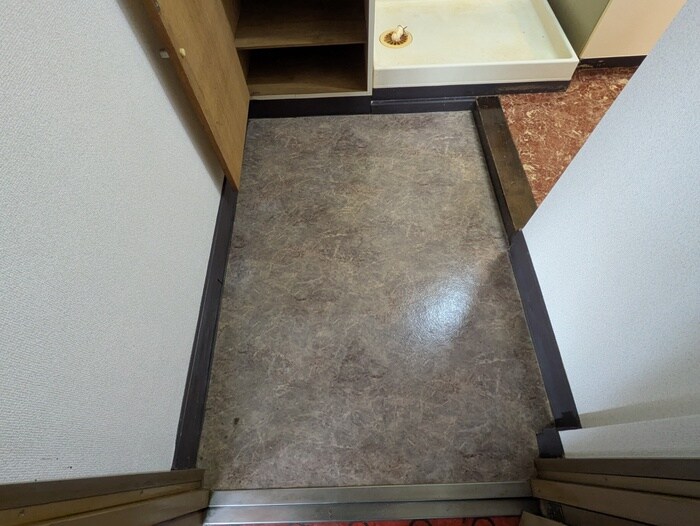 物件内観写真19　(玄関)