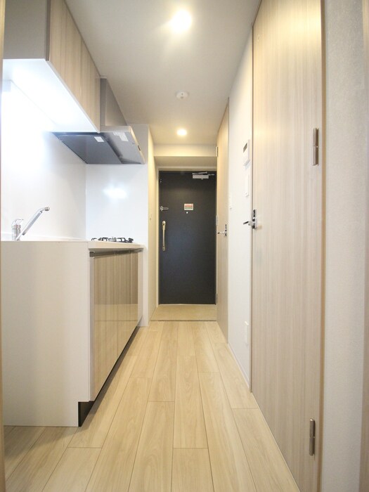 物件内観写真10　(廊下)