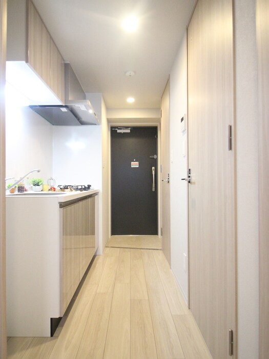 物件内観写真10　(廊下)