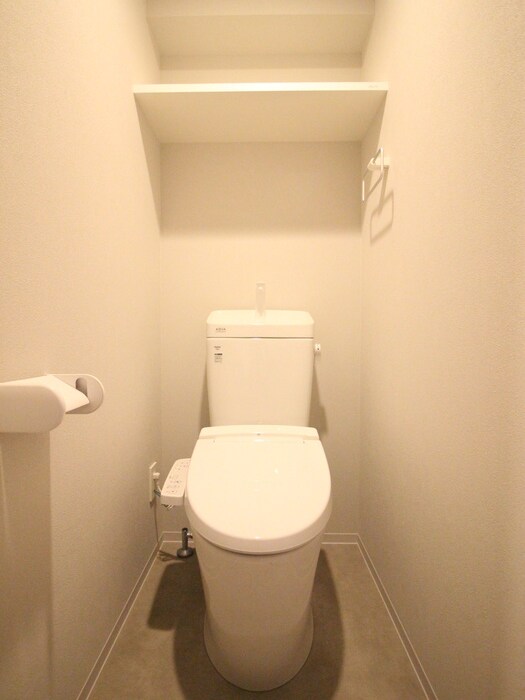 物件内観写真16　(トイレ)