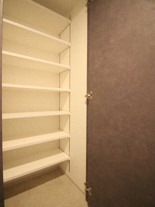 物件内観写真19　(靴箱)