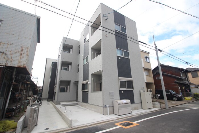 物件外観写真3　(外観写真)