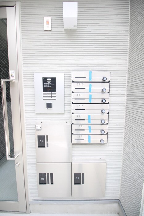 物件外観写真4　(建物設備)