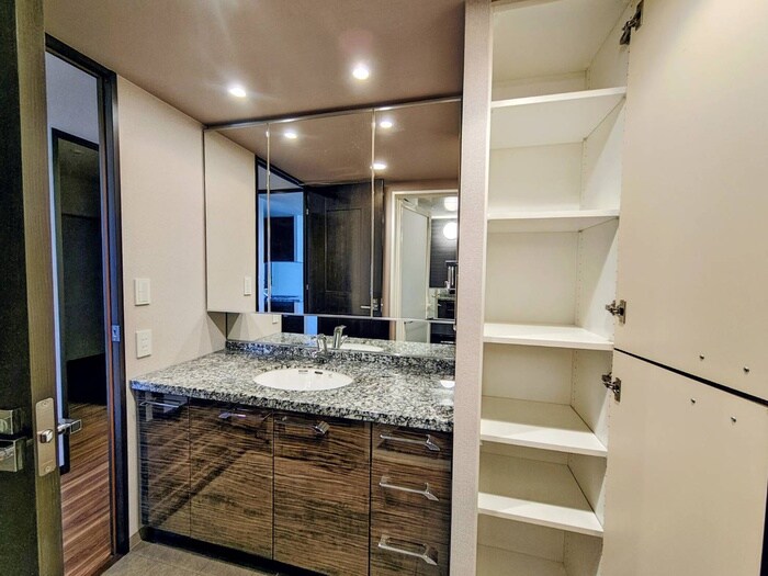 物件内観写真14　(洗面)