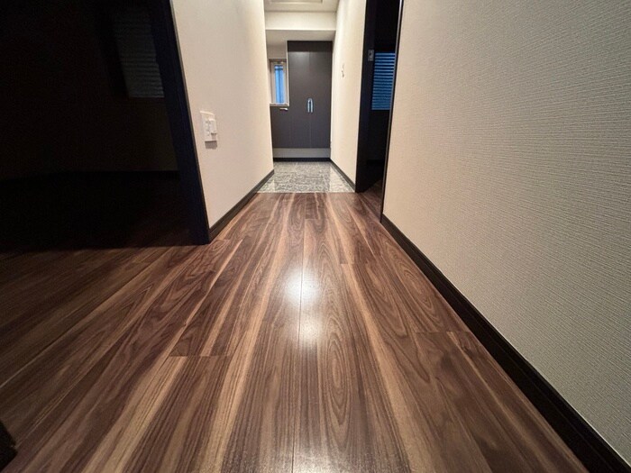 物件内観写真21　(廊下)