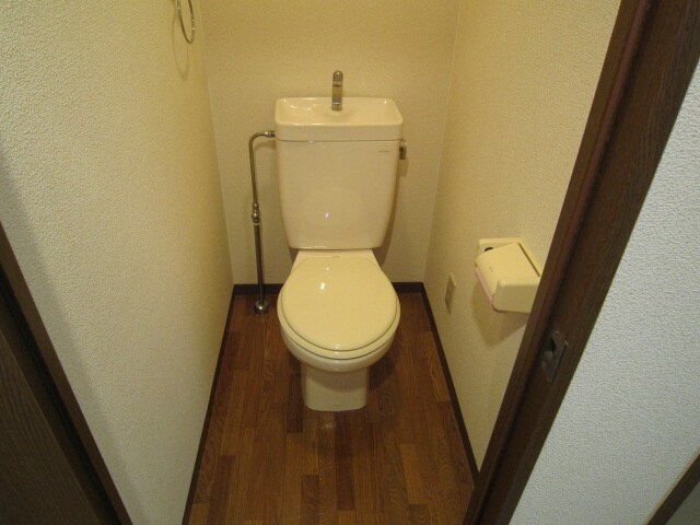 物件内観写真9　(トイレ)