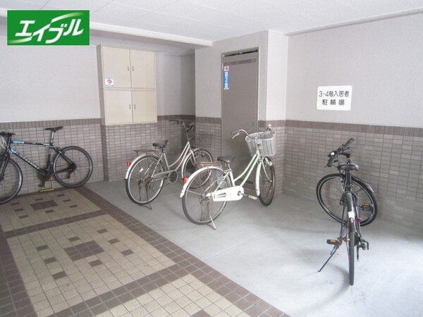 駐輪場