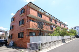 レジデンツ菩提樹外観写真