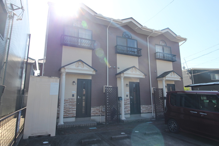 Iris Town S.H