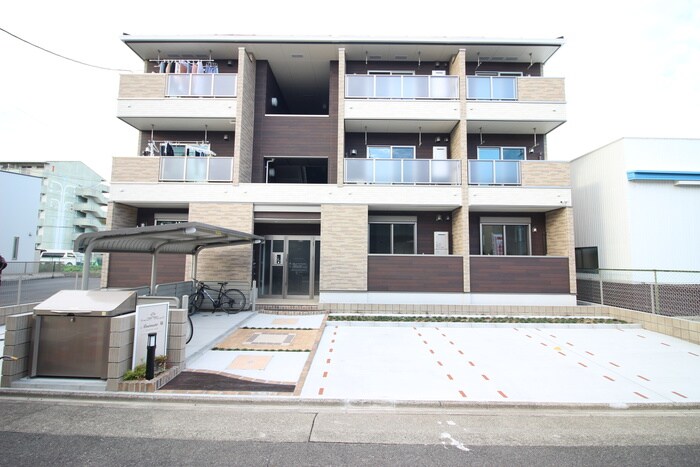 物件外観写真2　(外観写真)