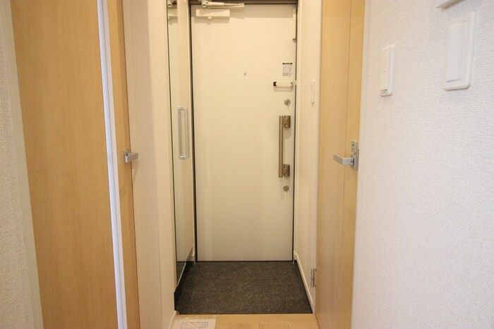 物件内観写真20　(玄関)
