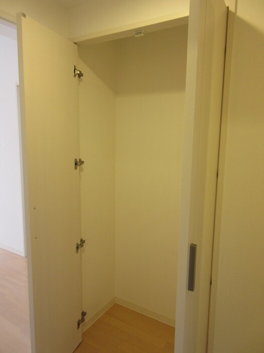 物件内観写真20　(収納)