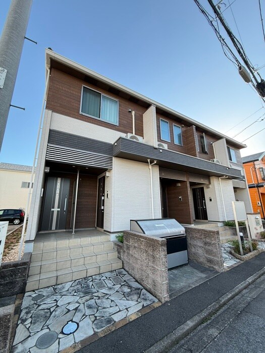 物件外観写真1　(外観写真)