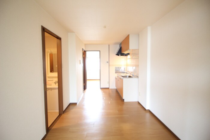 物件内観写真4　(内観写真)