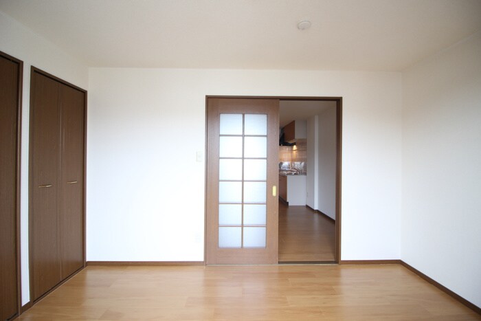 物件内観写真5　(居室)