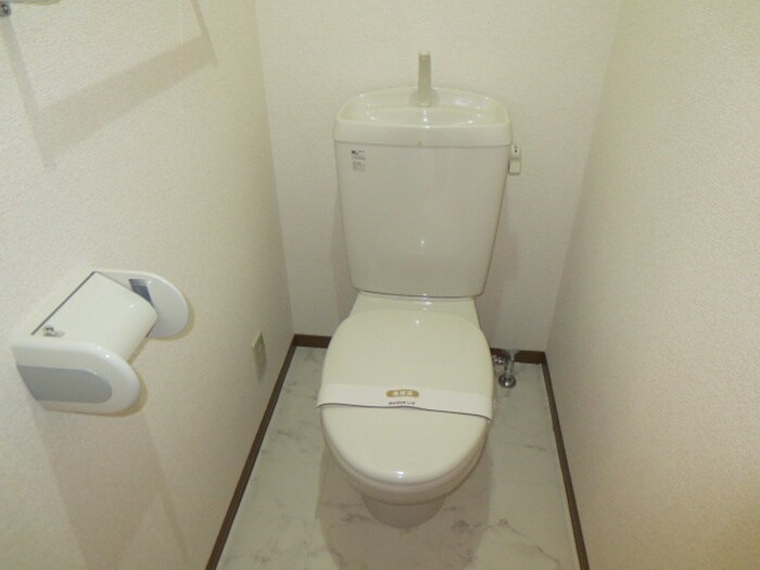 物件内観写真11　(トイレ)