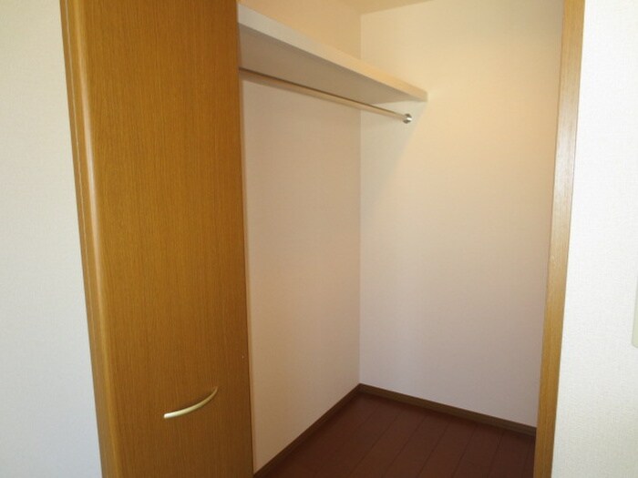 物件内観写真14　(収納)