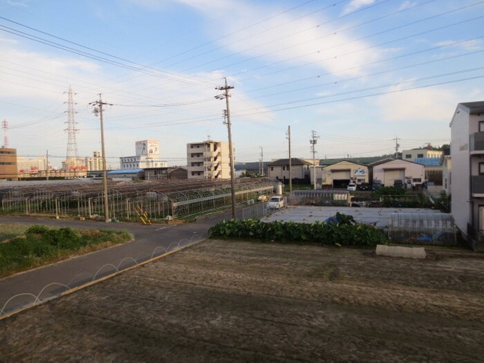 物件内観写真15　(室内からの展望)