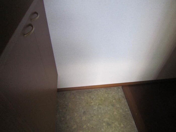物件内観写真22　(玄関)
