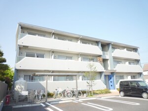フレアアズ－ル外観写真