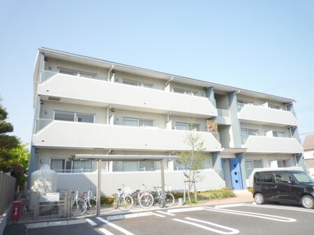 フレアアズ－ル外観写真