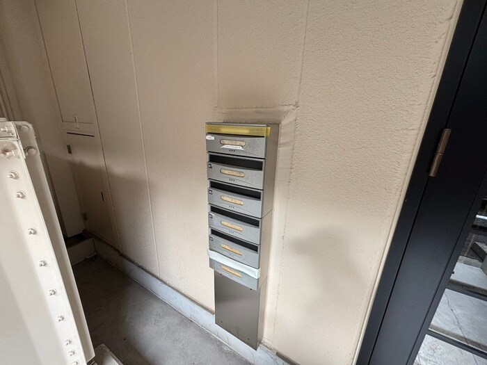 物件外観写真4　(建物設備)