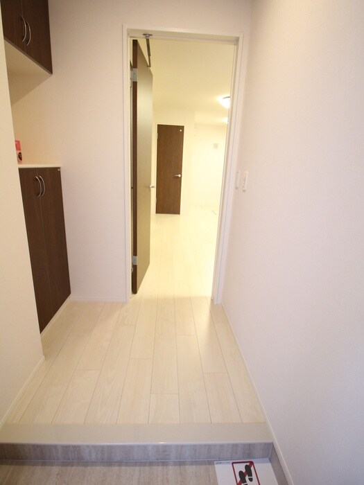 物件内観写真14　(廊下)