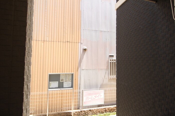 物件内観写真17　(室内からの展望)