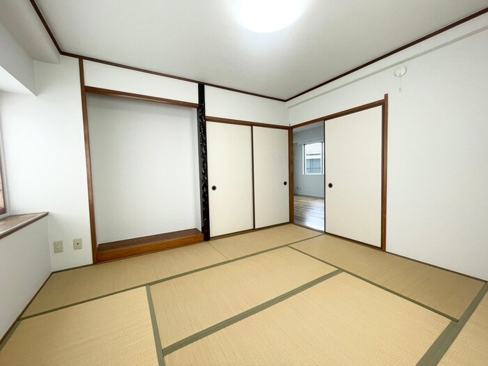 物件内観写真12　(居室)