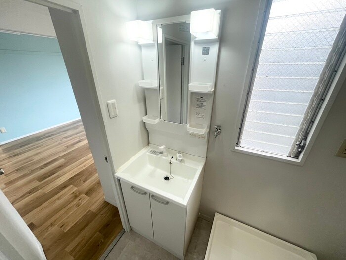 物件内観写真15　(洗面)