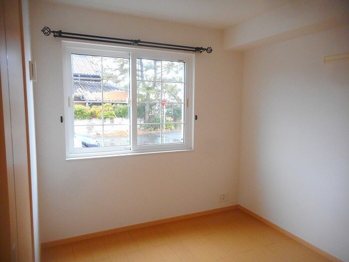 物件内観写真6　(居室)