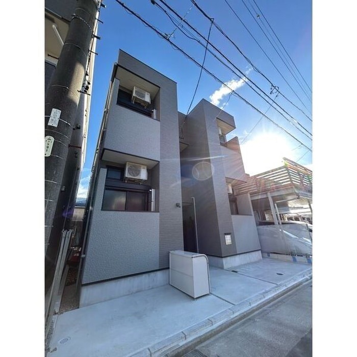 物件外観写真1　(外観写真)